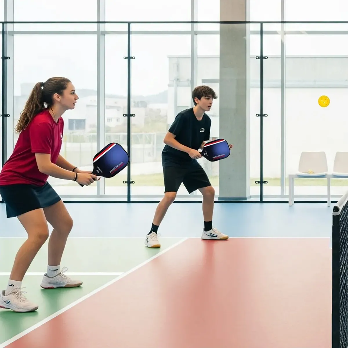 partita con racchetta pickleball Avenger di Conquest