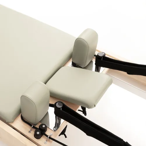 Reformer Pilates classico in legno di quercia
