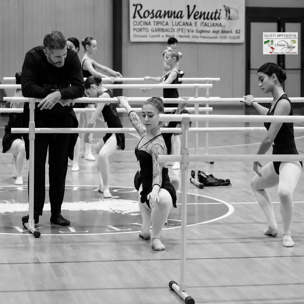 Lezione di danza con sbarra mobile Accademia