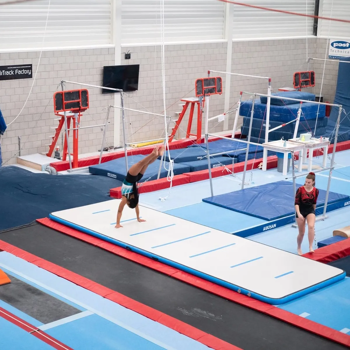 AirFloor 4×2 m per ginnastica e acrobatica | Conquest