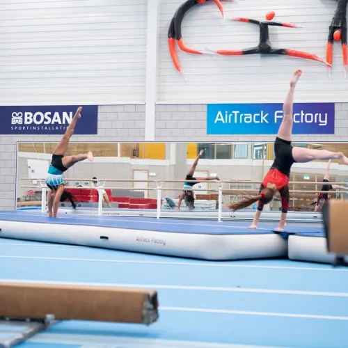 AirTrack P3 12×2 m per ginnastica e salti | Conquest