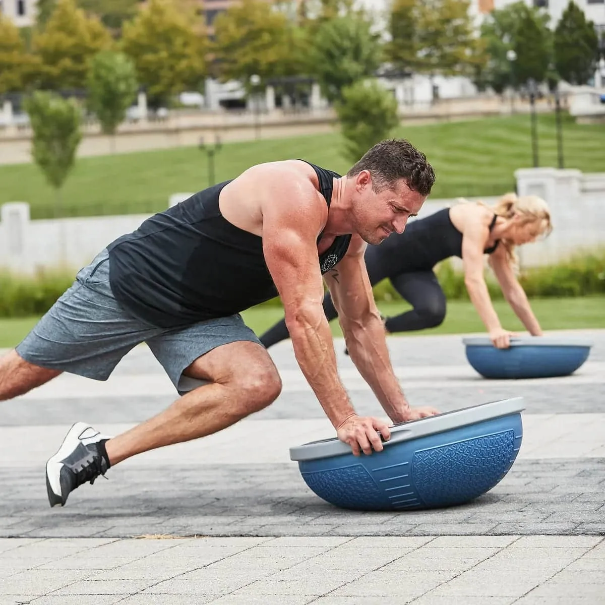 Bosu Balance Trainer NexGen, nuovo modello con calotta suddivisa in quadranti e grip aumentato