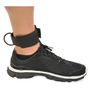 4366. Cavigliera/polsiera con chiusura a velcro e anello in metallo