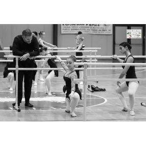 Lezione di danza con sbarra mobile Accademia