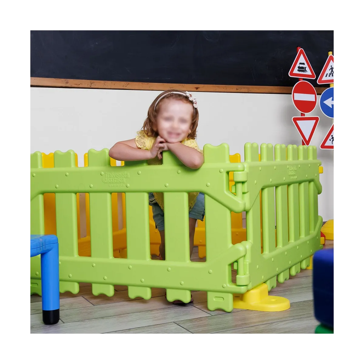 2420. Recinzione aree gioco interno/esterno cm. 440x5x60H