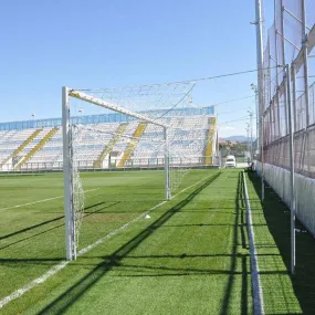 Coppia di dispositivi alzarete per porte calcio