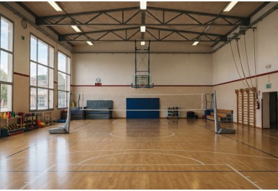 Attrezzare una palestra scolastica da zero: tre budget a confronto